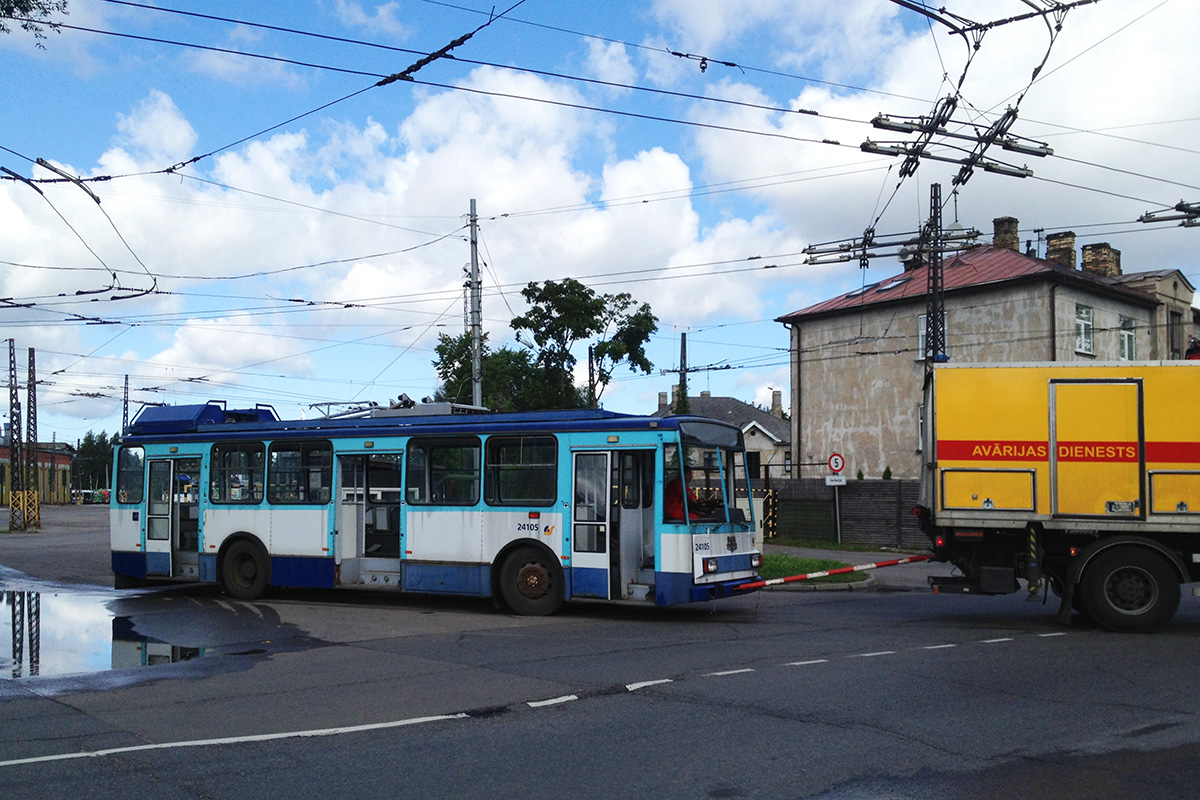Рига, Škoda 14Tr18/6M № 24105