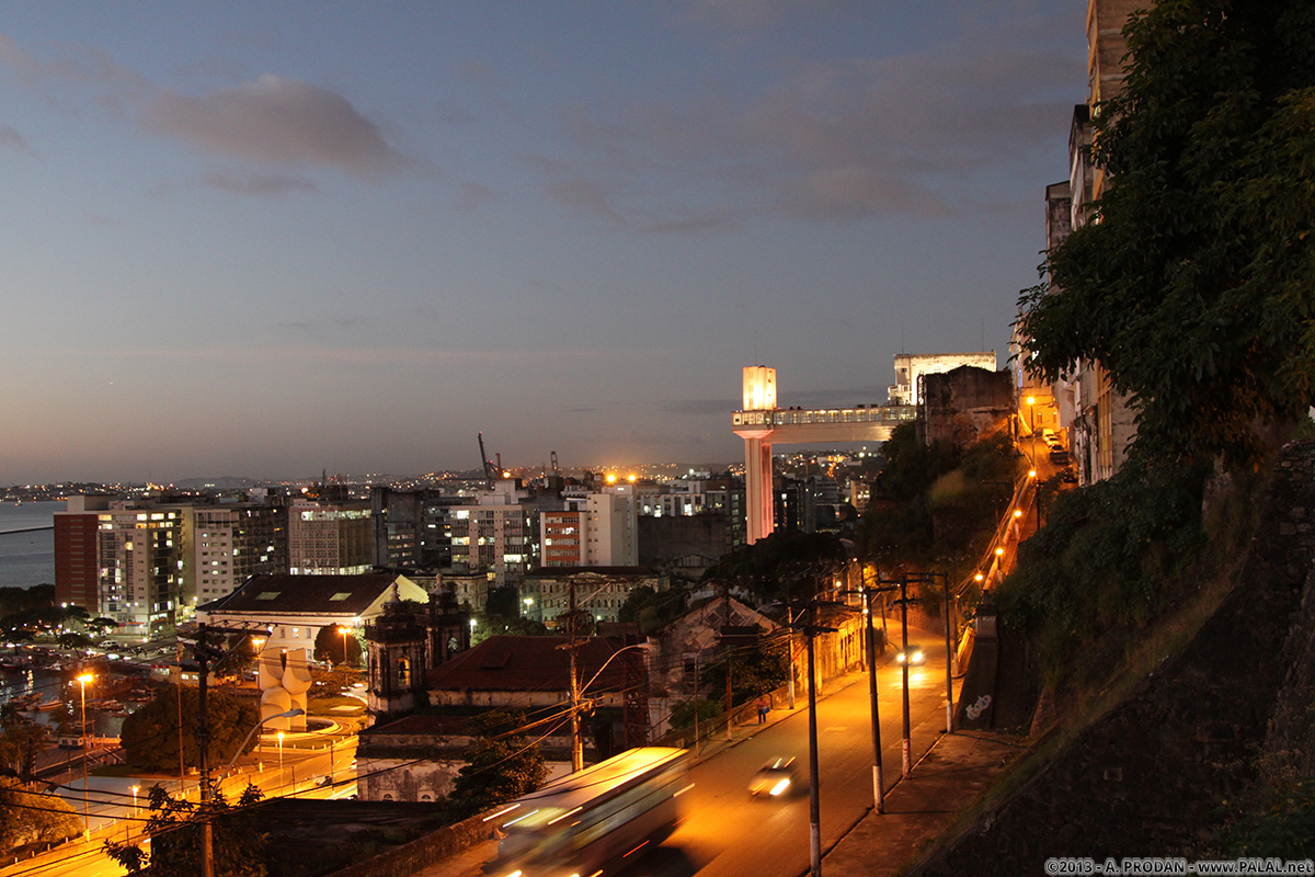 Салвадор — Лифт Lacerda