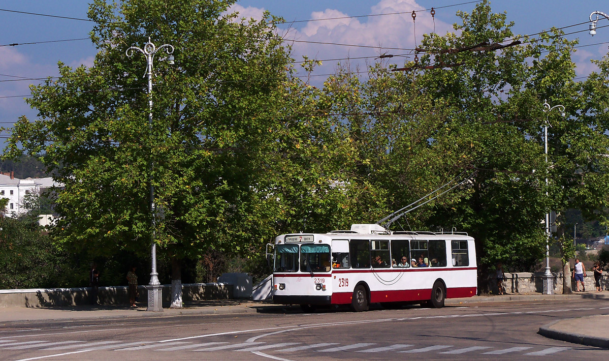 Севастополь, ЗиУ-682В [В00] № 2319