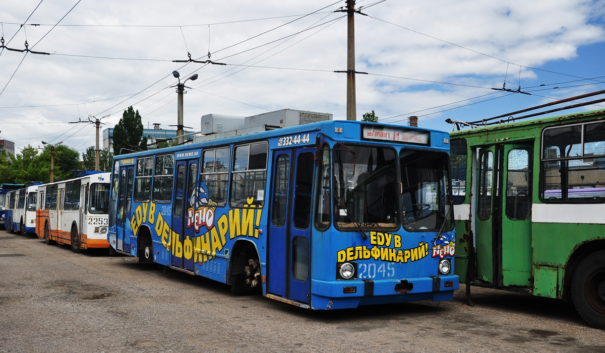 Донецк, ЮМЗ Т2 мод. 7 № 2045