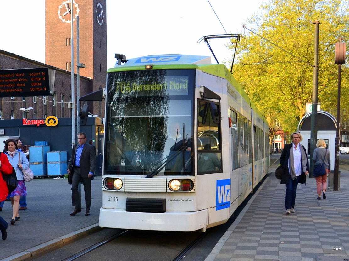 Düsseldorf, Duewag NF6 Nr. 2135