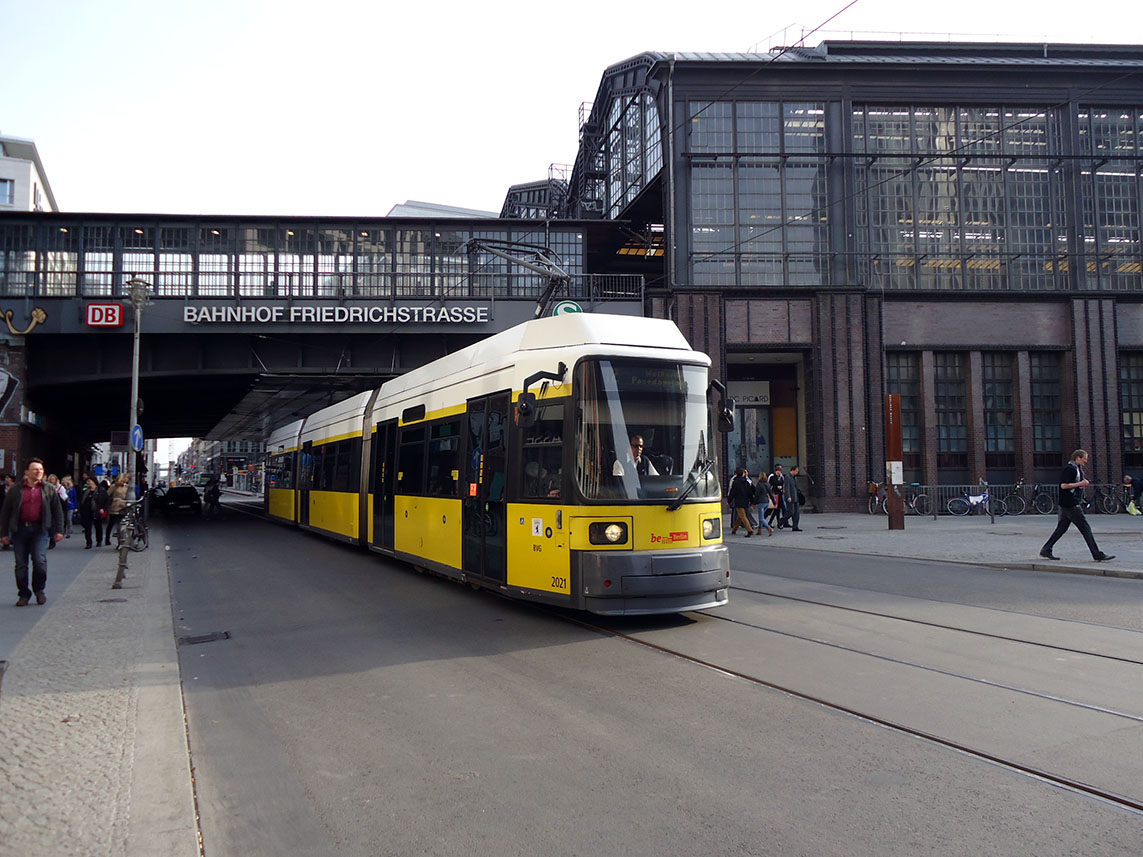 Berlin, Bombardier GT6N-ZR N°. 2021