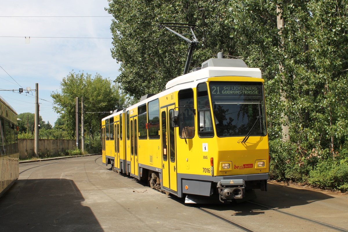 Берлин, Tatra KT4DtM № 7016