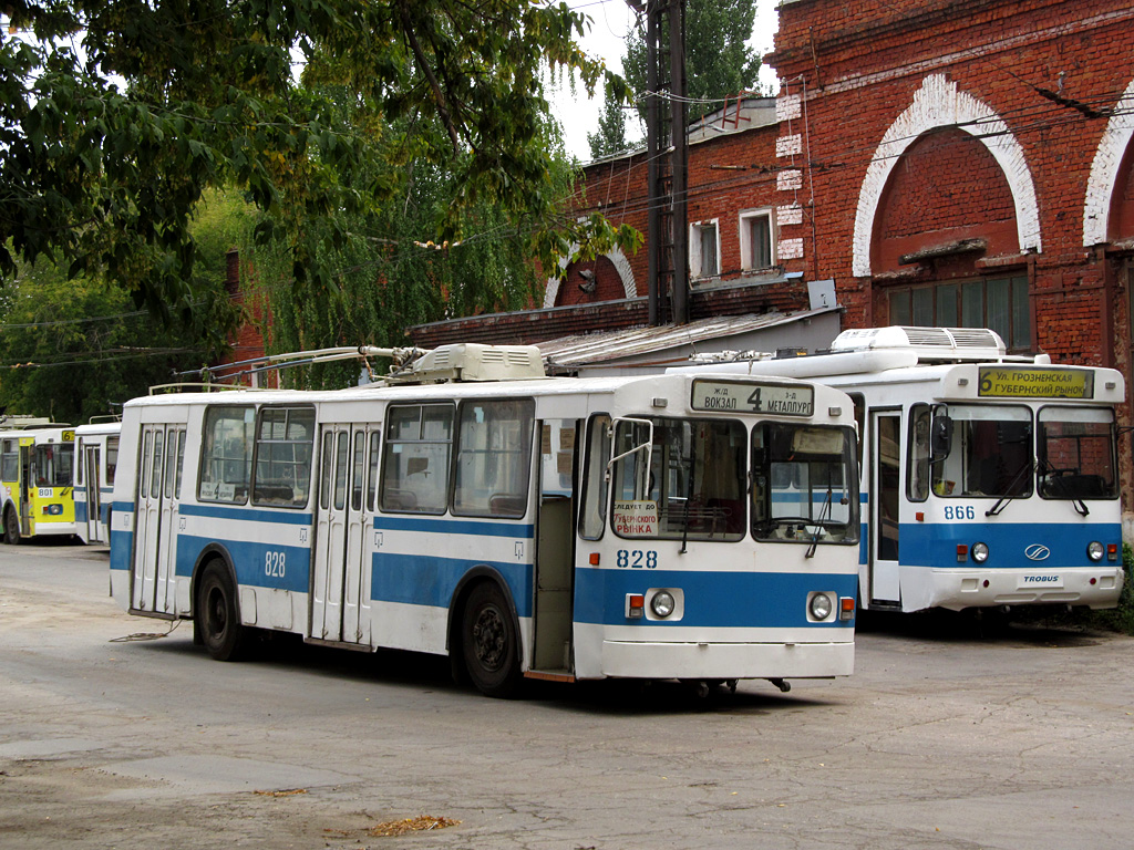 Самара, ЗиУ-682В [В00] № 828; Самара — Троллейбусное депо № 1
