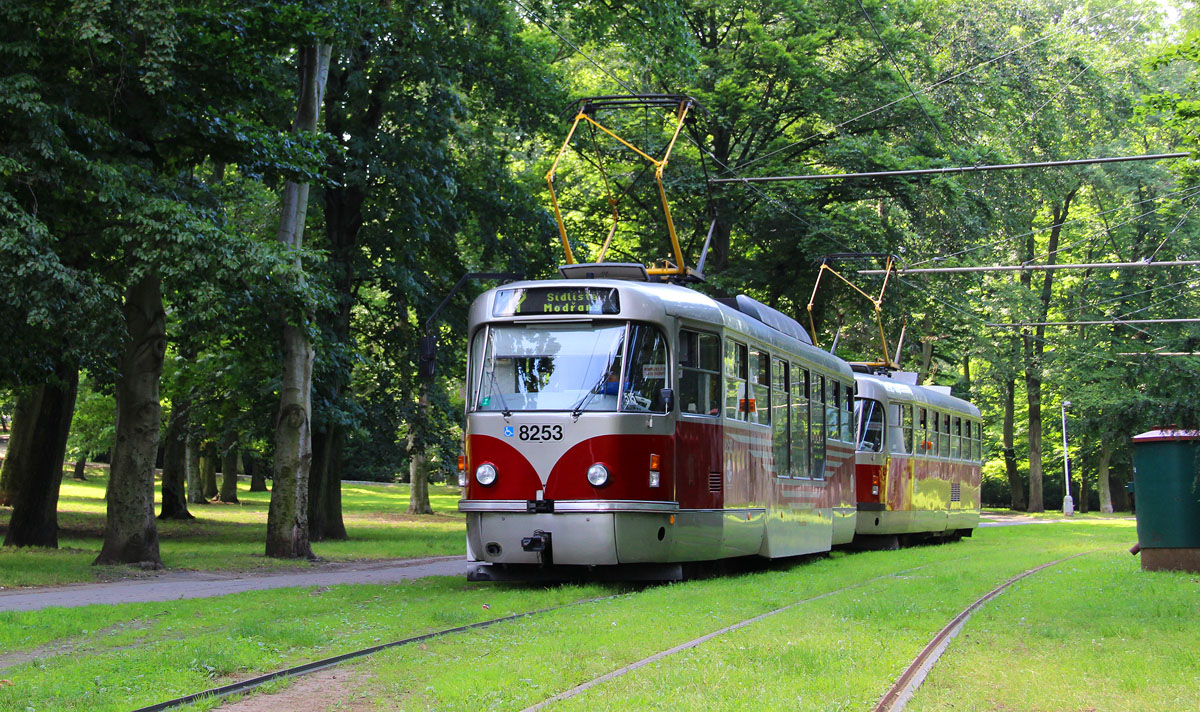 Прага, Tatra T3R.PLF № 8253