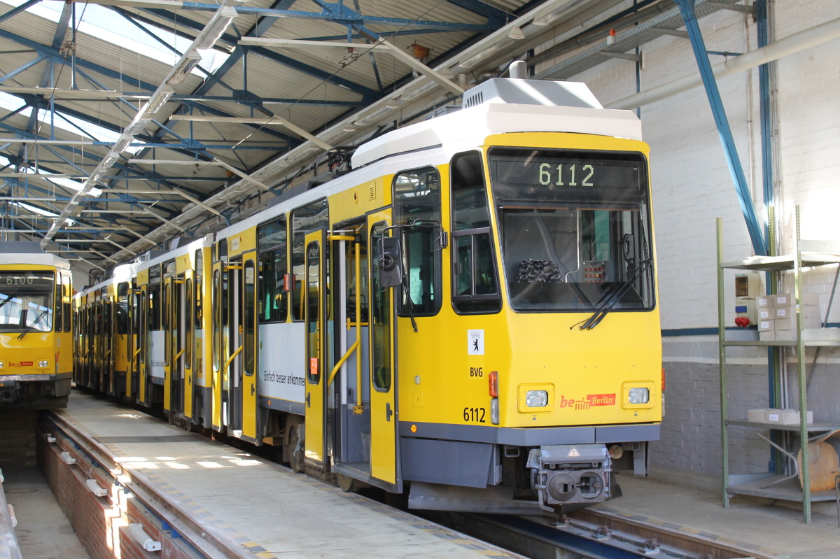 Berlin, Tatra KT4DM N°. 6112