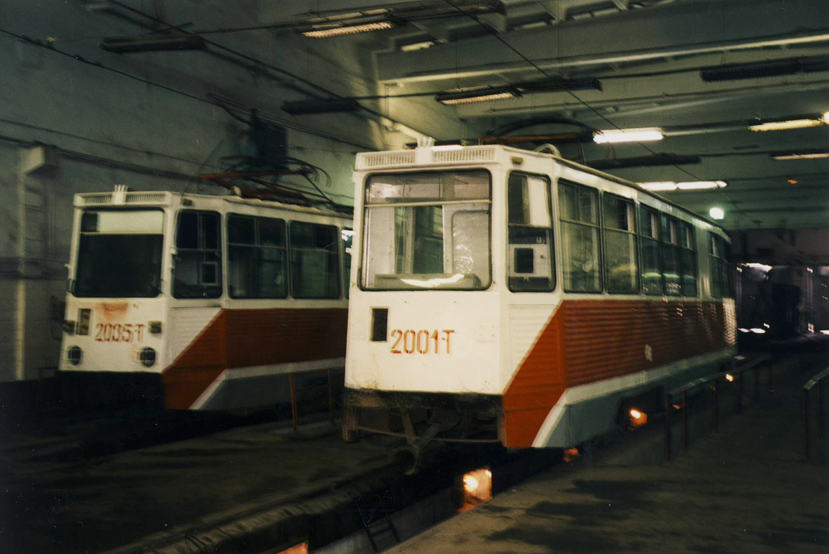 Казань, 71-605А № 2035; Казань, 71-605 (КТМ-5М3) № 2001