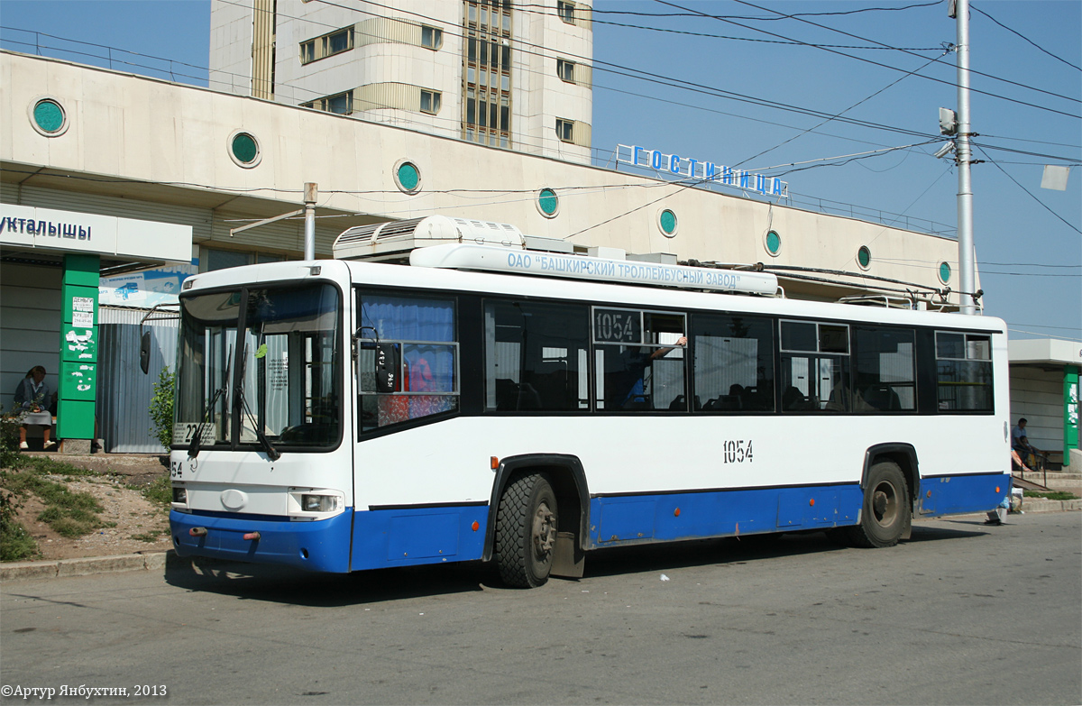 Ufa, BTZ-52767A Nr. 1054
