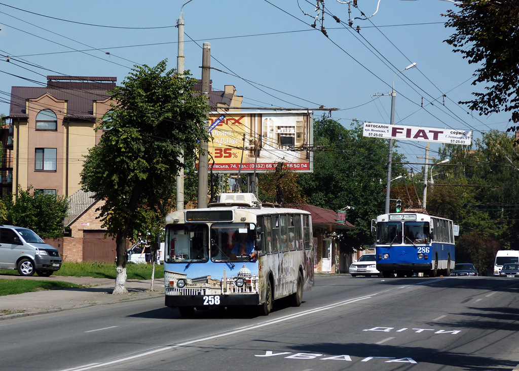 Винница, ЗиУ-682В [В00] № 258; Винница — Транспорт в тематическом дизайне