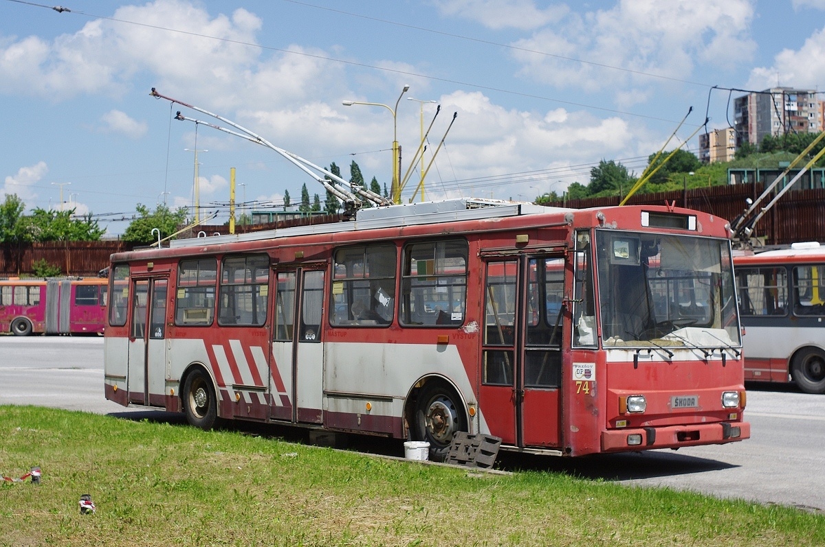 Кошице, Škoda 14Tr07 № 74