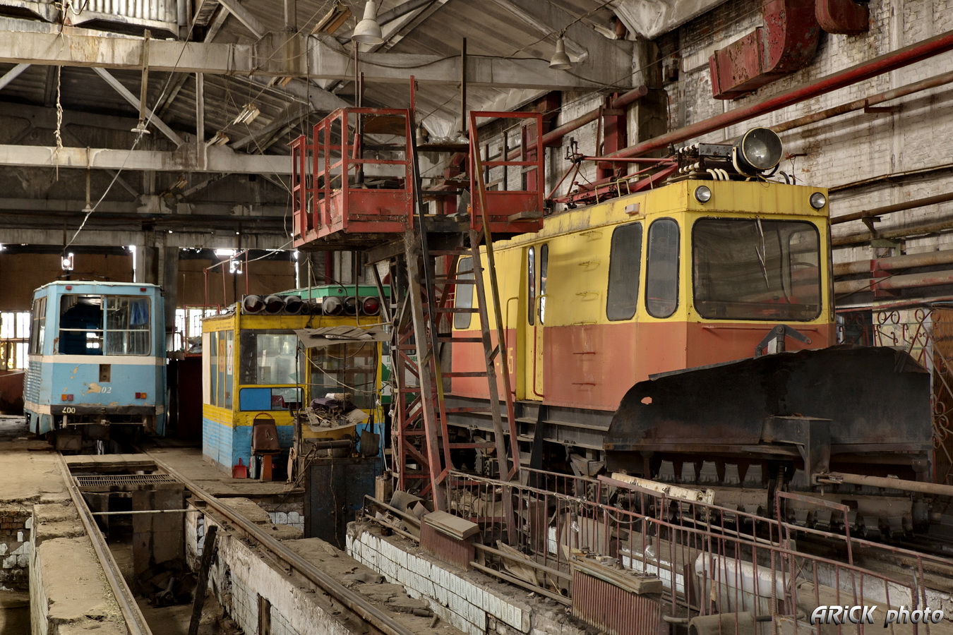 Константиновка, 71-605 (КТМ-5М3) № 002; Константиновка, ГС-4 (КРТТЗ) № С-535