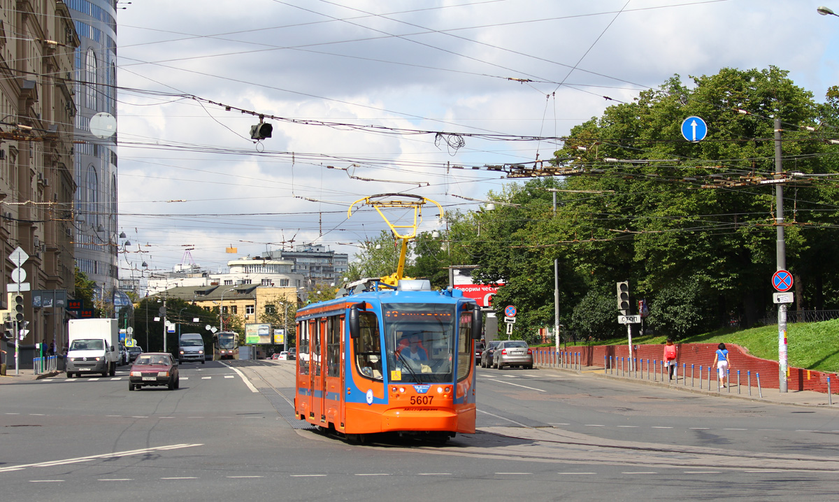 Москва, 71-623-02 № 5607