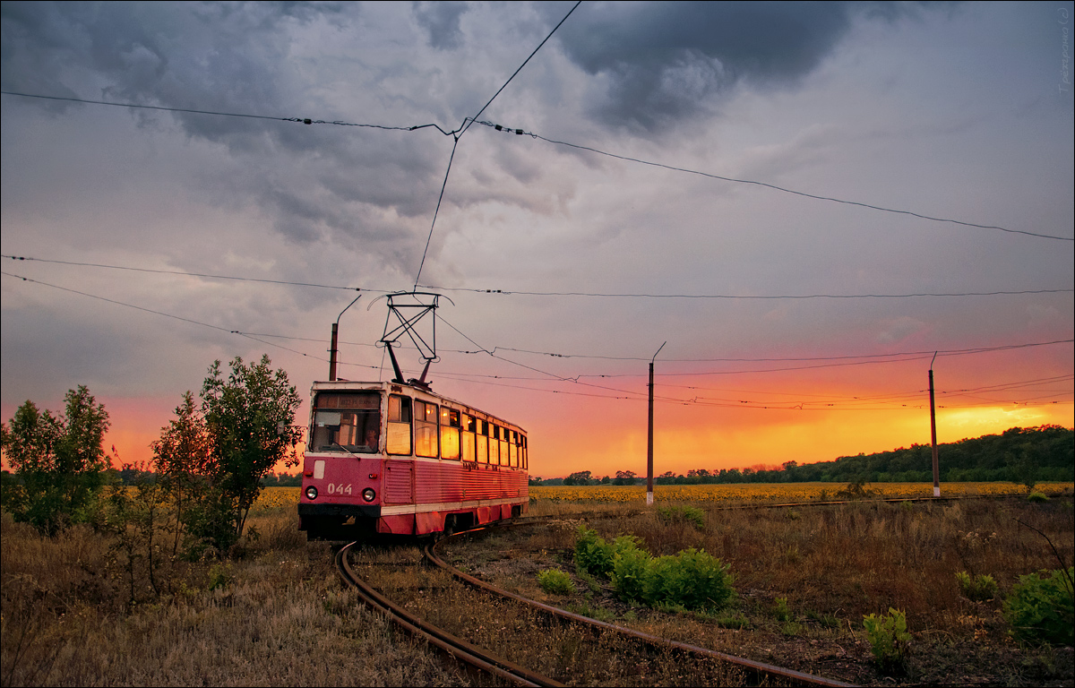 Авдеевка, 71-605 (КТМ-5М3) № 044