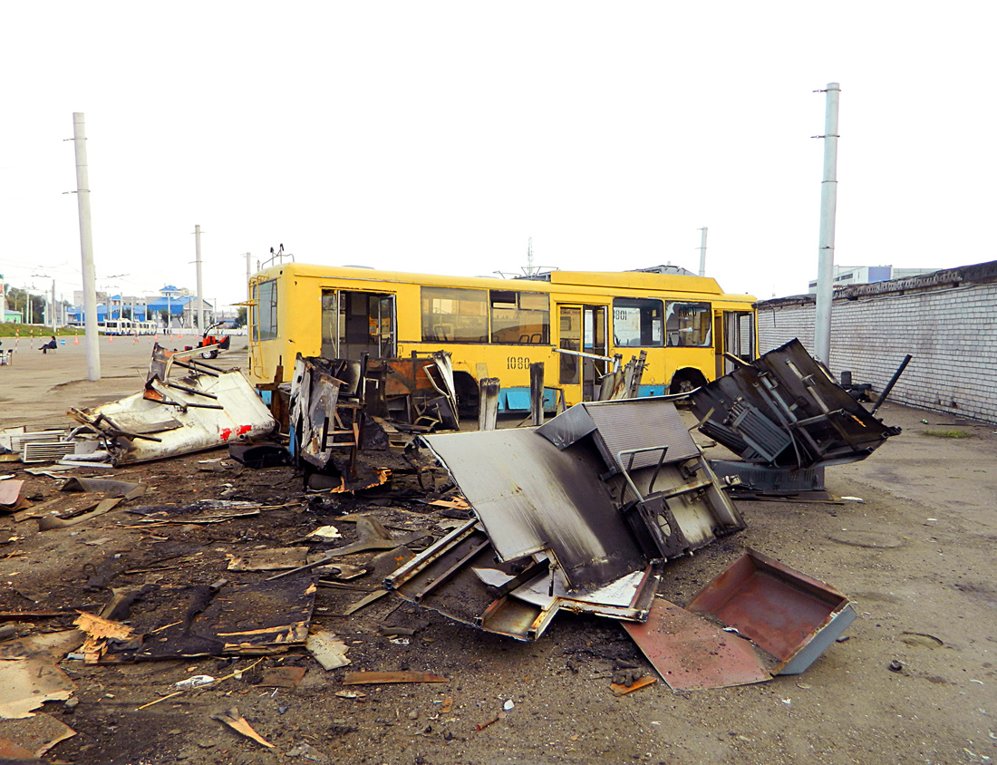 Уфа, БТЗ-5276-04 № 1014; Уфа, БТЗ-5276-01 № 1032 Уфа, БТЗ-5276-04 № 1014; Уфа, БТЗ-5276-01 № 1032