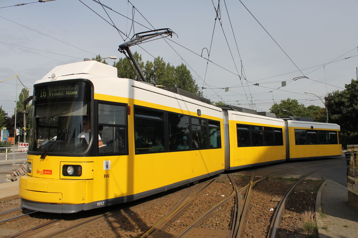 Берлин, AEG GT6N № 1052