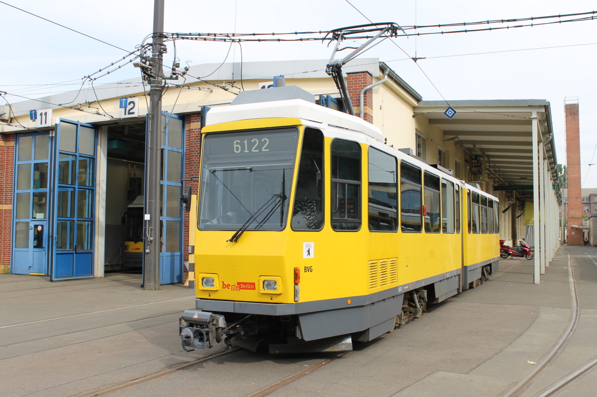 Берлин, Tatra KT4DM № 6122