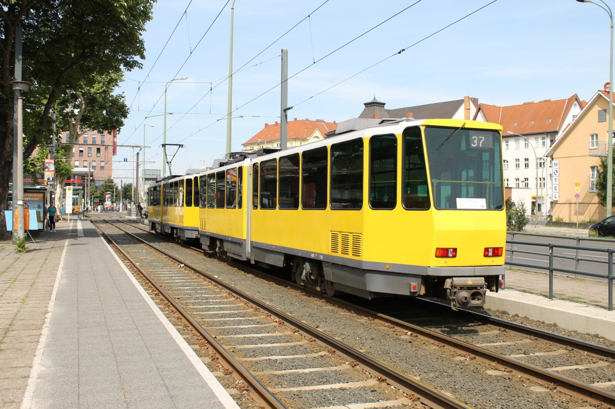 Берлин, Tatra KT4DM № 6137