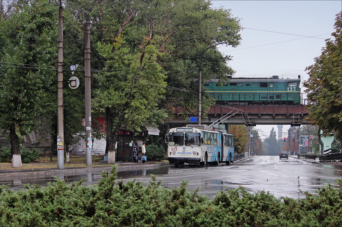 Кривой Рог, ЗиУ-683В01 № 023