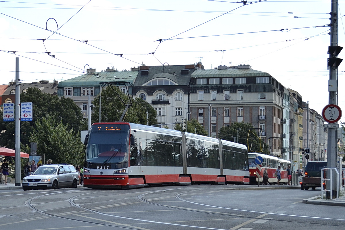 Прага, Škoda 15T2 ForCity Alfa Praha № 9217