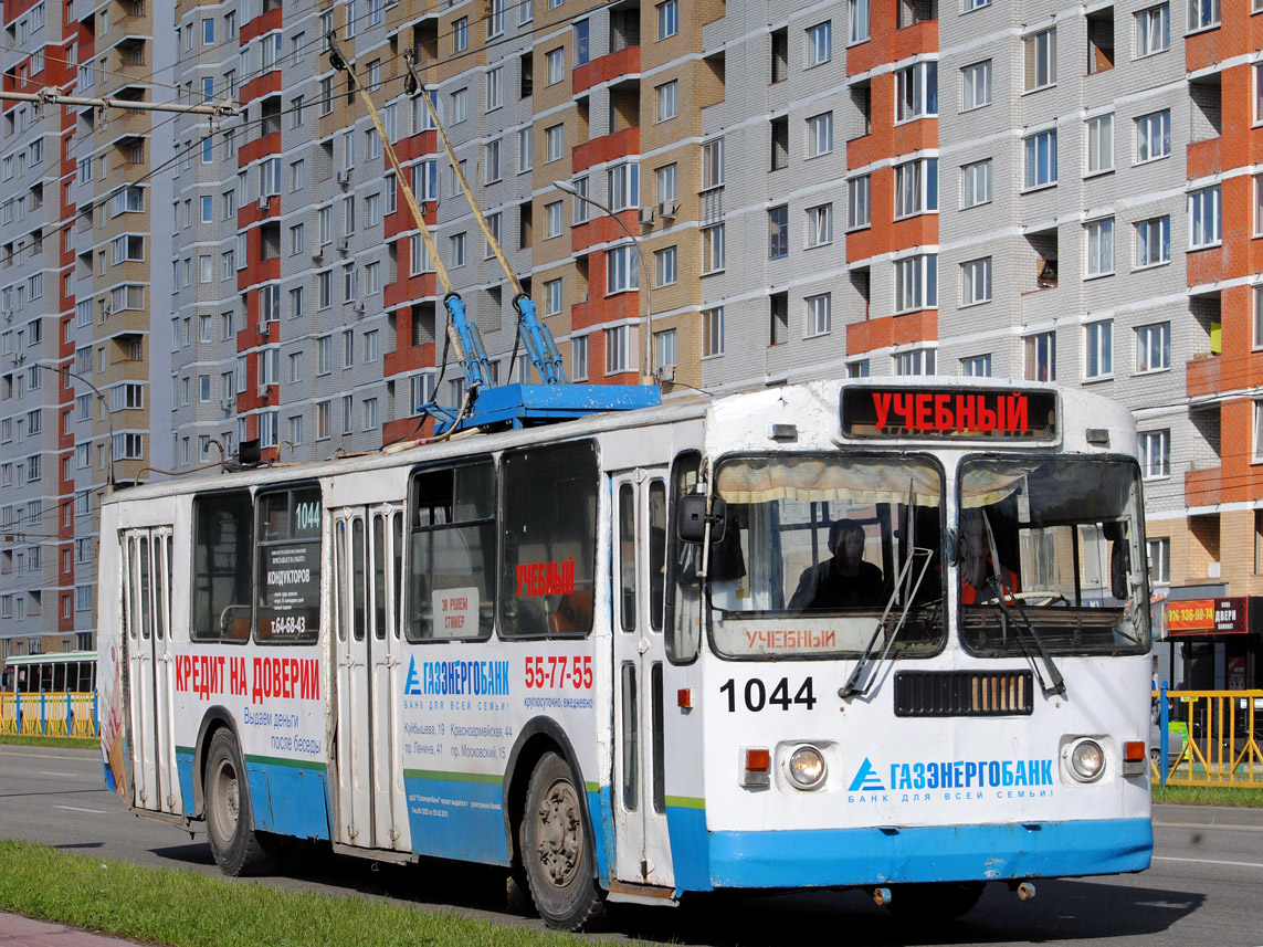 Брянск, ЗиУ-682Г [Г00] № 1044