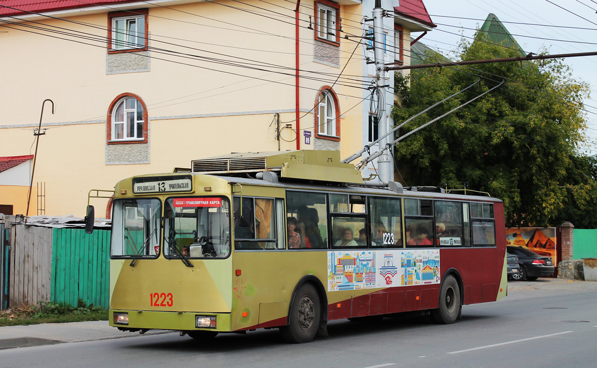 Novosibirsk, ST-682G Nr. 1223