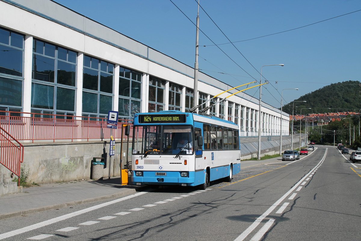 Брно, Škoda 17Tr № 3903