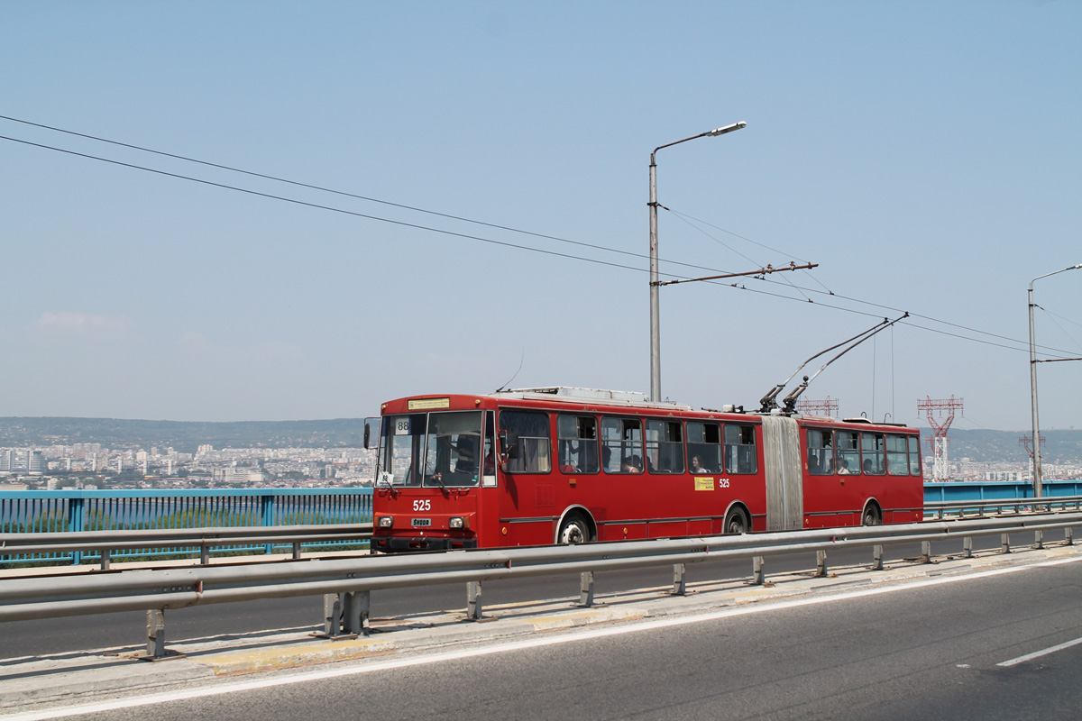 Варна, Škoda 15Tr02/6 № 525