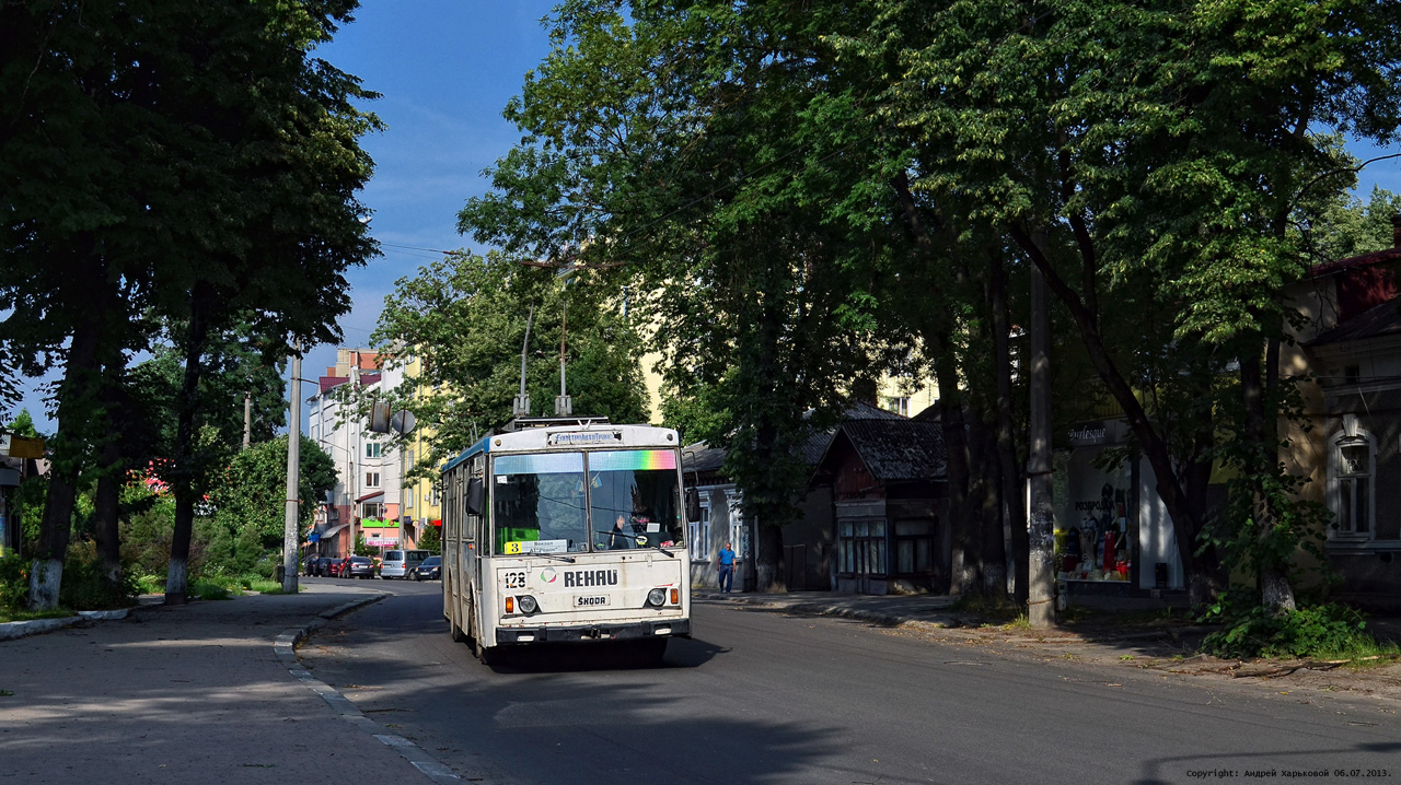 Ивано-Франковск, Škoda 14Tr02 № 128