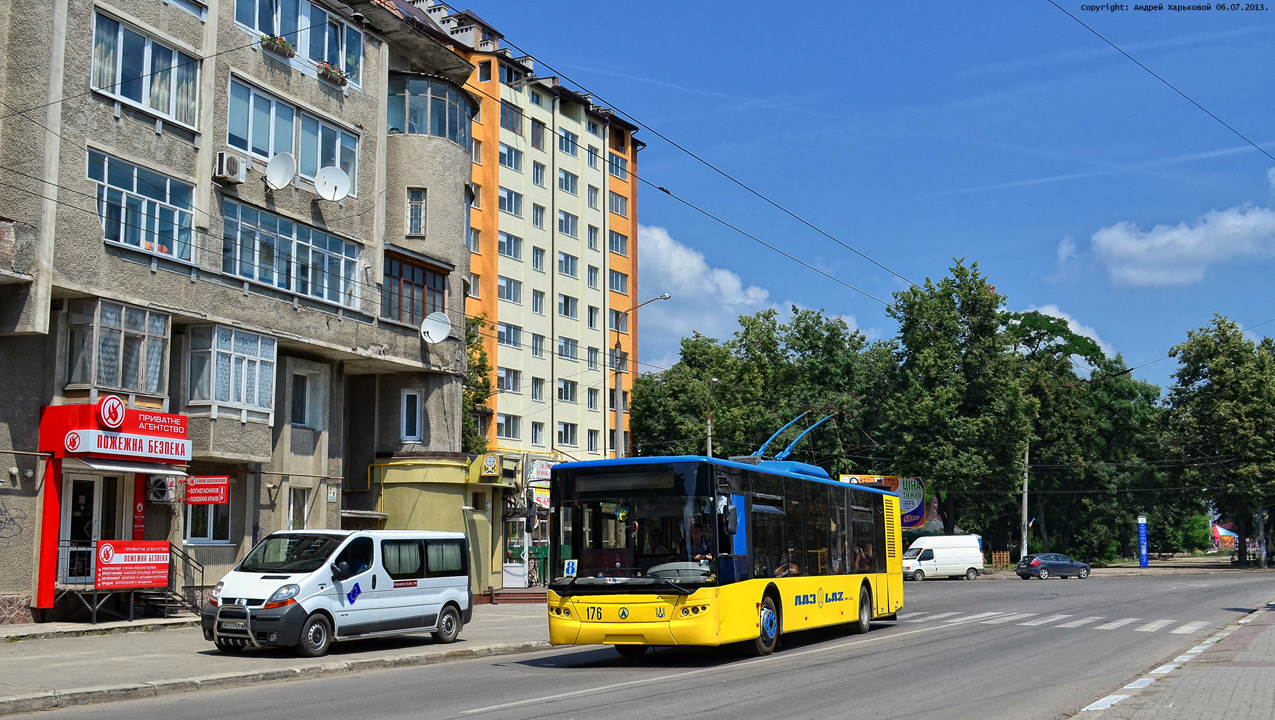 Ивано-Франковск, ЛАЗ E183D1 № 176