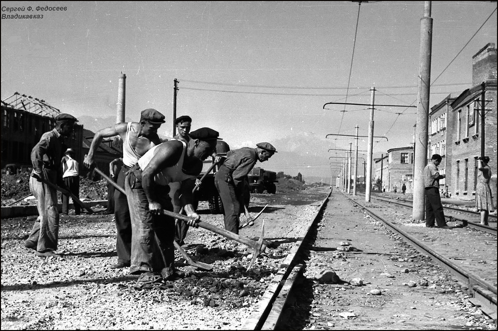 Владикавказ — Исторические фотографии и открытки — 2; Владикавказ — Строительство, ремонт и реконструкция трамвайных линий