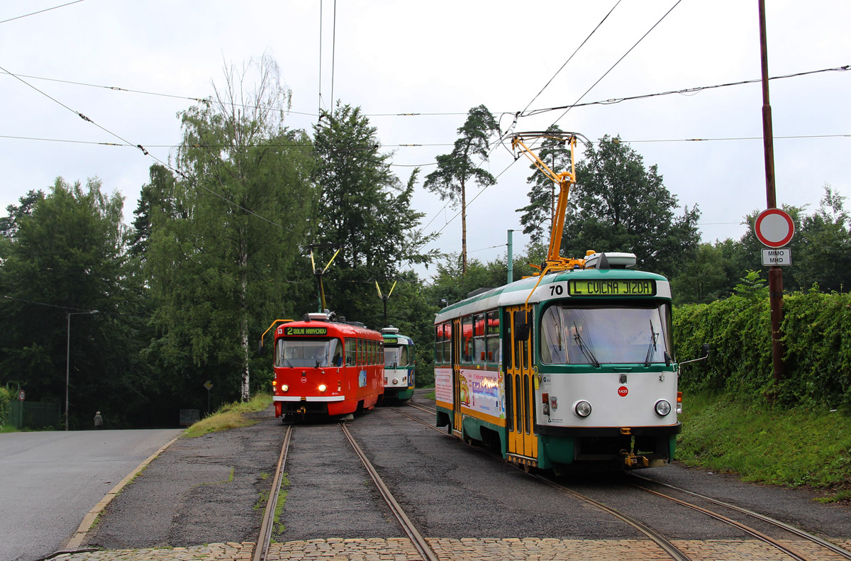 Liberec ― Jablonec nad Nisou, Tatra T3M.04 № 70; Liberec ― Jablonec nad Nisou, Tatra T3M.04 № 53