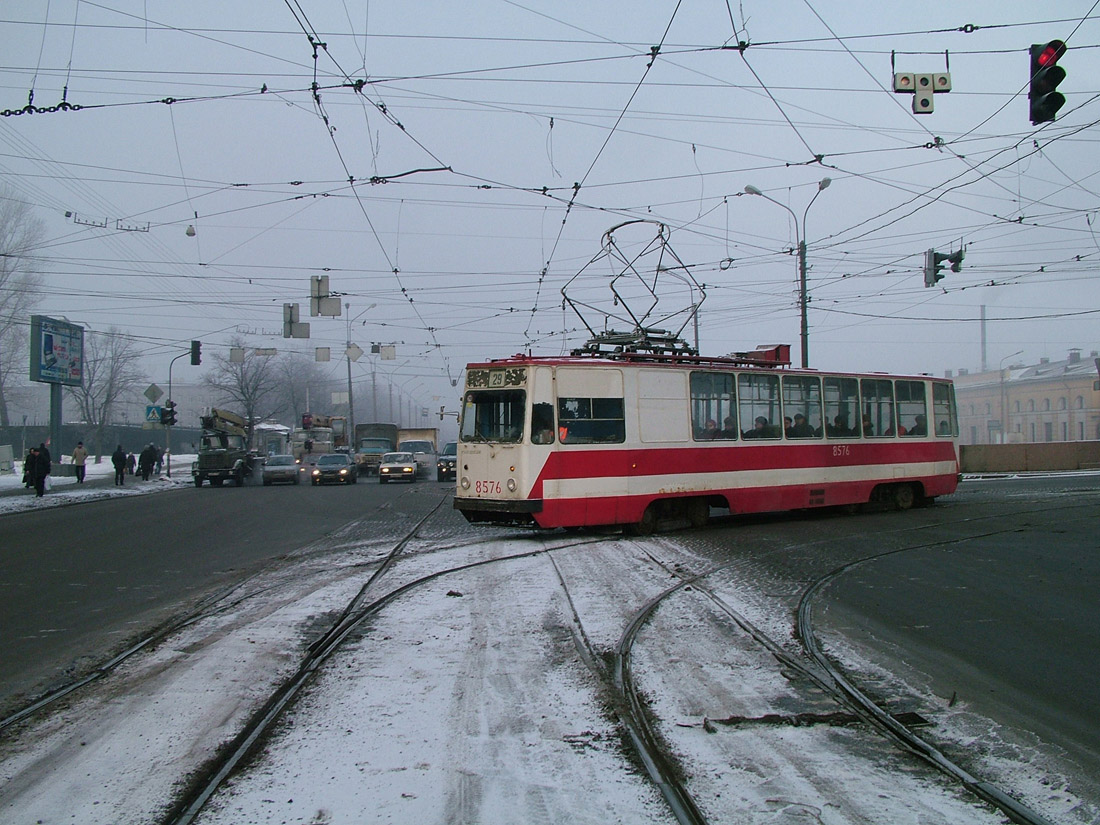 Sankt Peterburgas, LM-68M nr. 8576