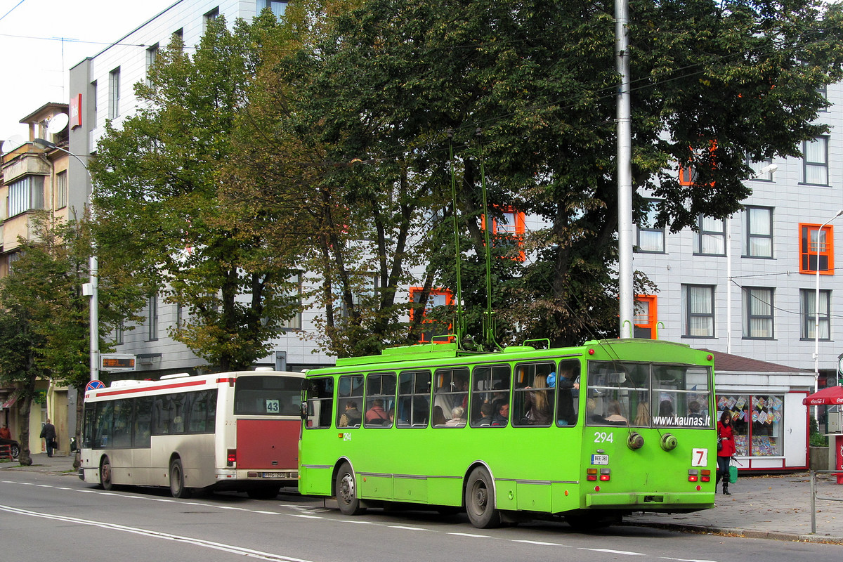 Каунас, Škoda 14Tr02/6 № 294