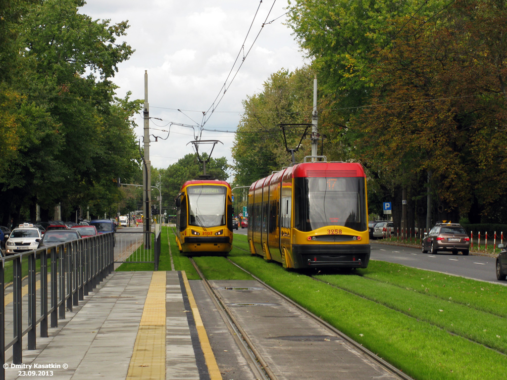 Варшава, PESA Tramicus 120N № 3107; Варшава, PESA Swing 120Na № 3258