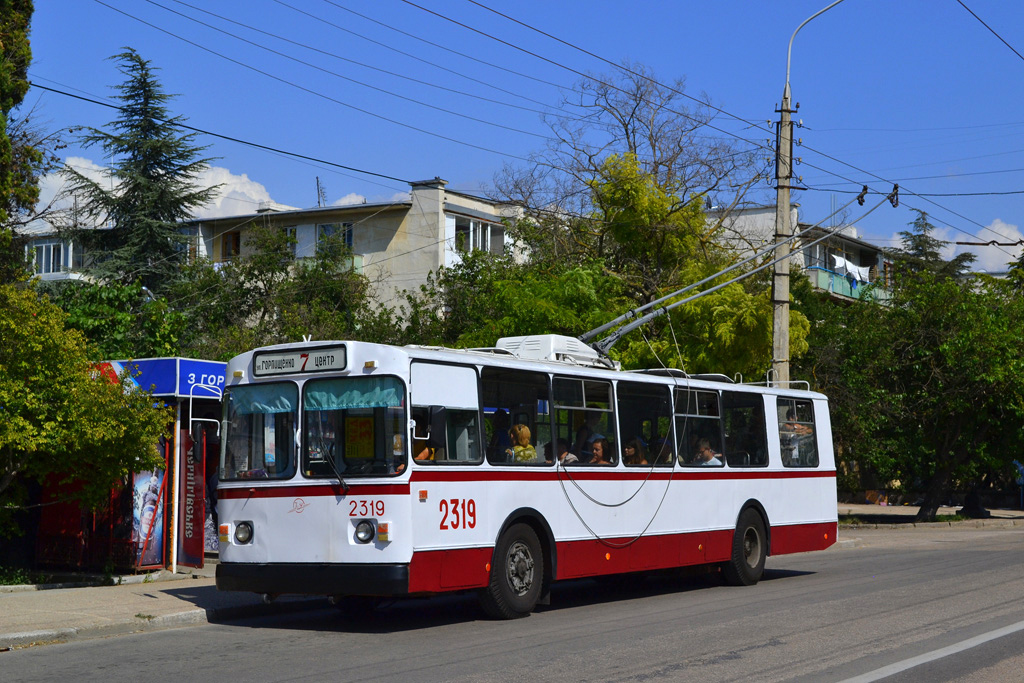 Севастополь, ЗиУ-682В [В00] № 2319