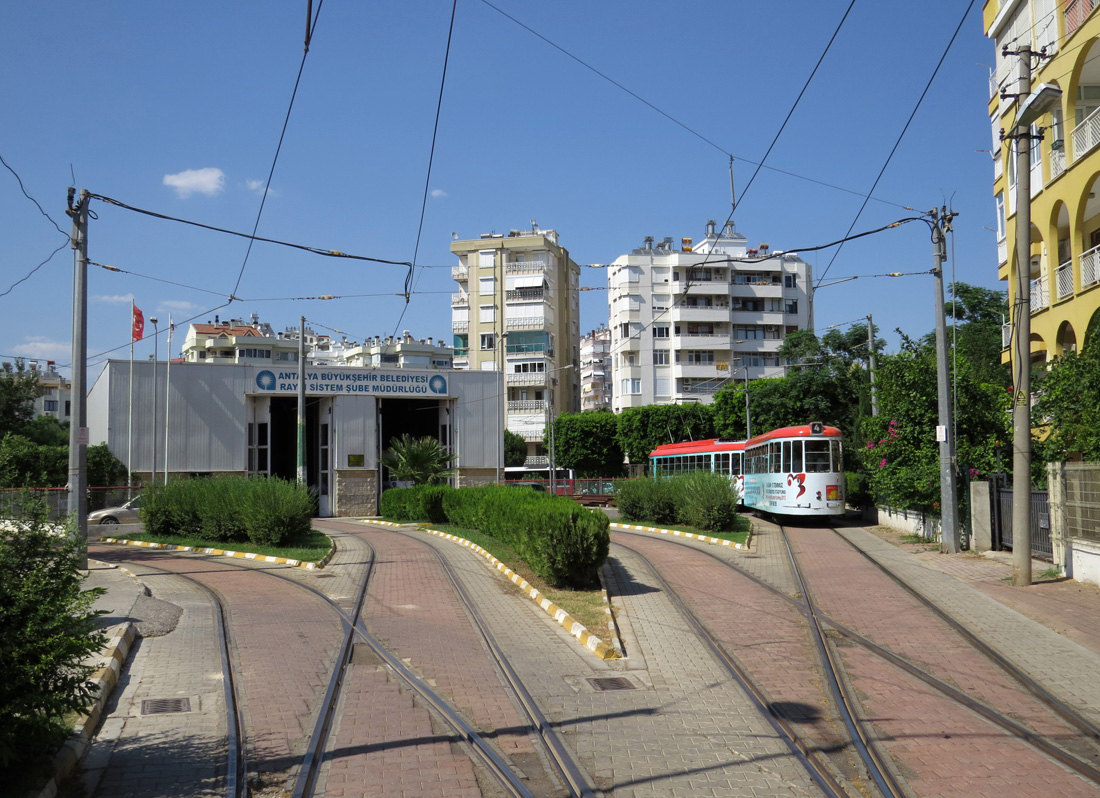 Antalya, Duewag B4 č. 4