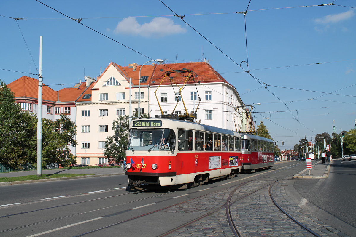 Прага, Tatra T3R.P № 8327