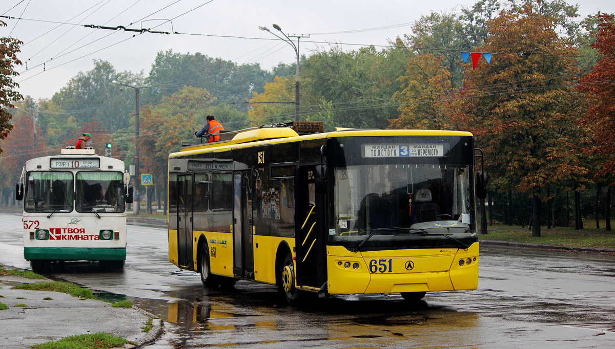 Кривой Рог, ЛАЗ E183D1 № 651