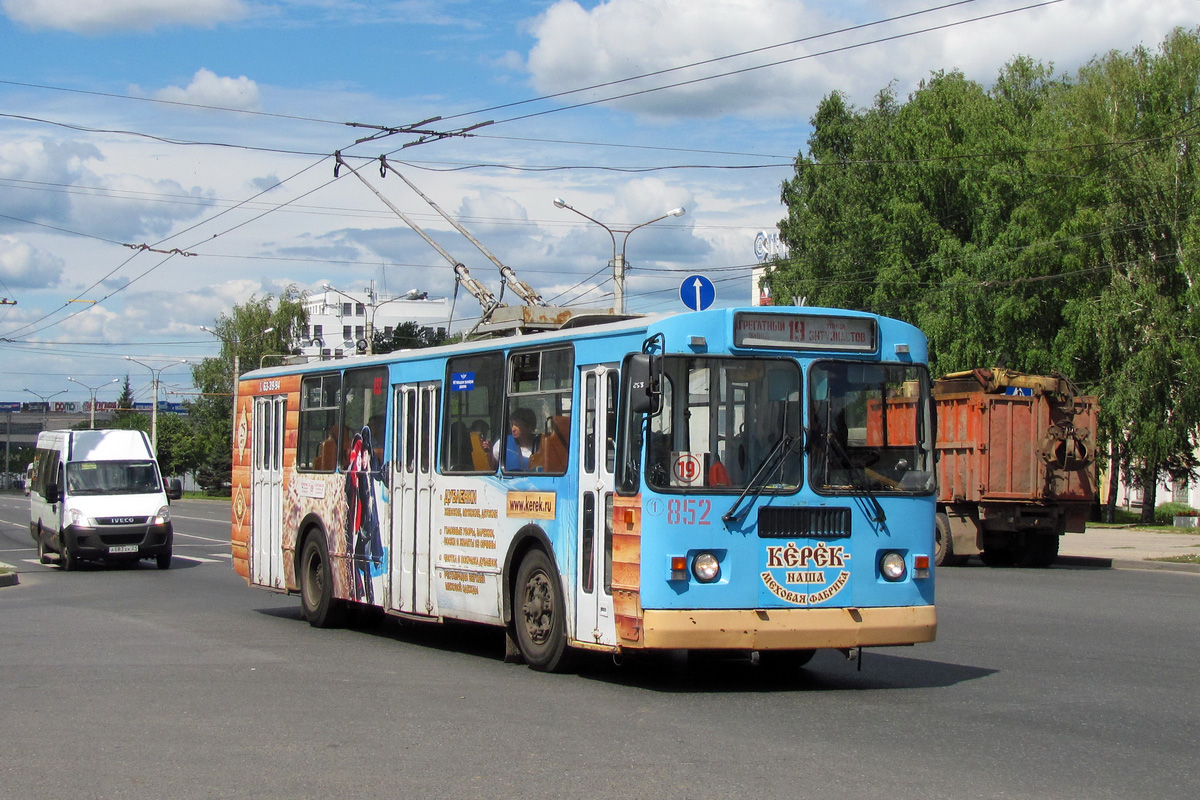 Чебоксары, ЗиУ-682Г-016 (012) № 852