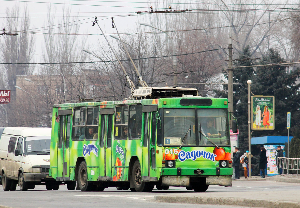 Krivij Rih, YMZ T1R (Т2P) — 016