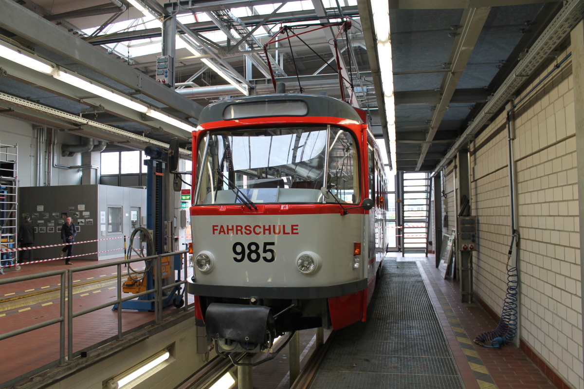 Галле, Tatra T4D № 985