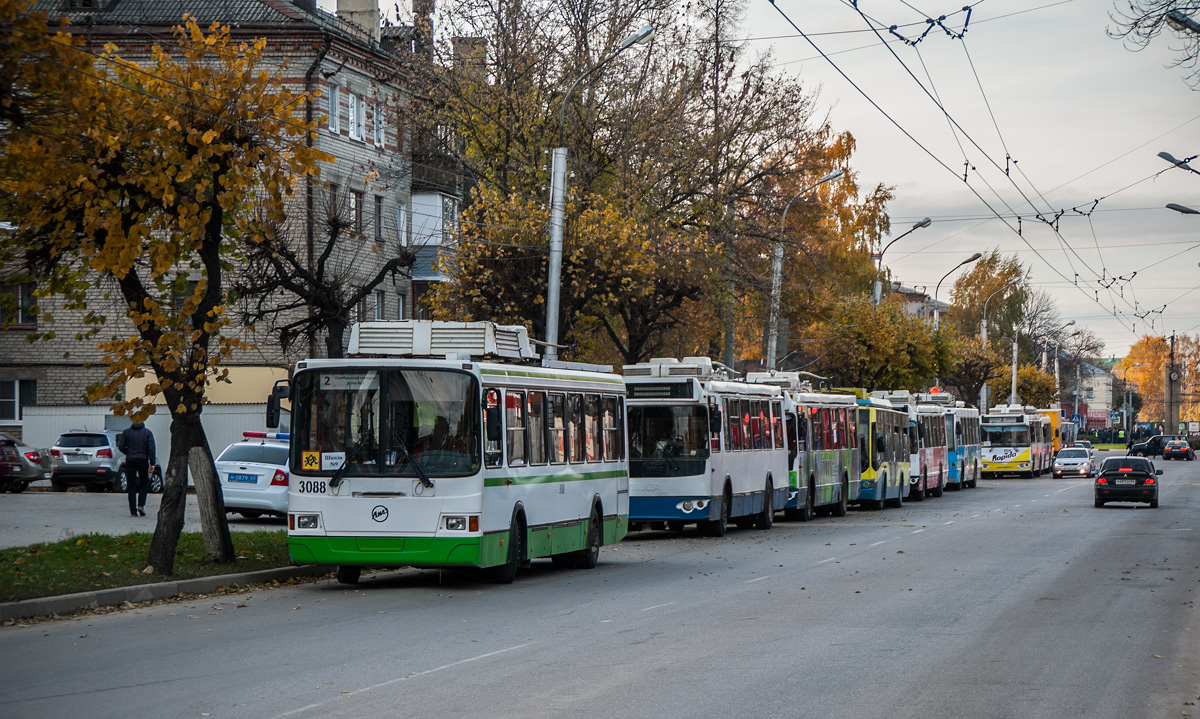Ryazan, LiAZ-5280 č. 3088