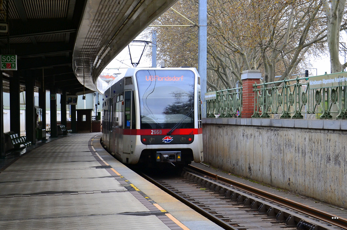 Vídeň, Bombardier Type T č. 2668; Vídeň — Stadtbahn; Vídeň — U-Bahn — line U6