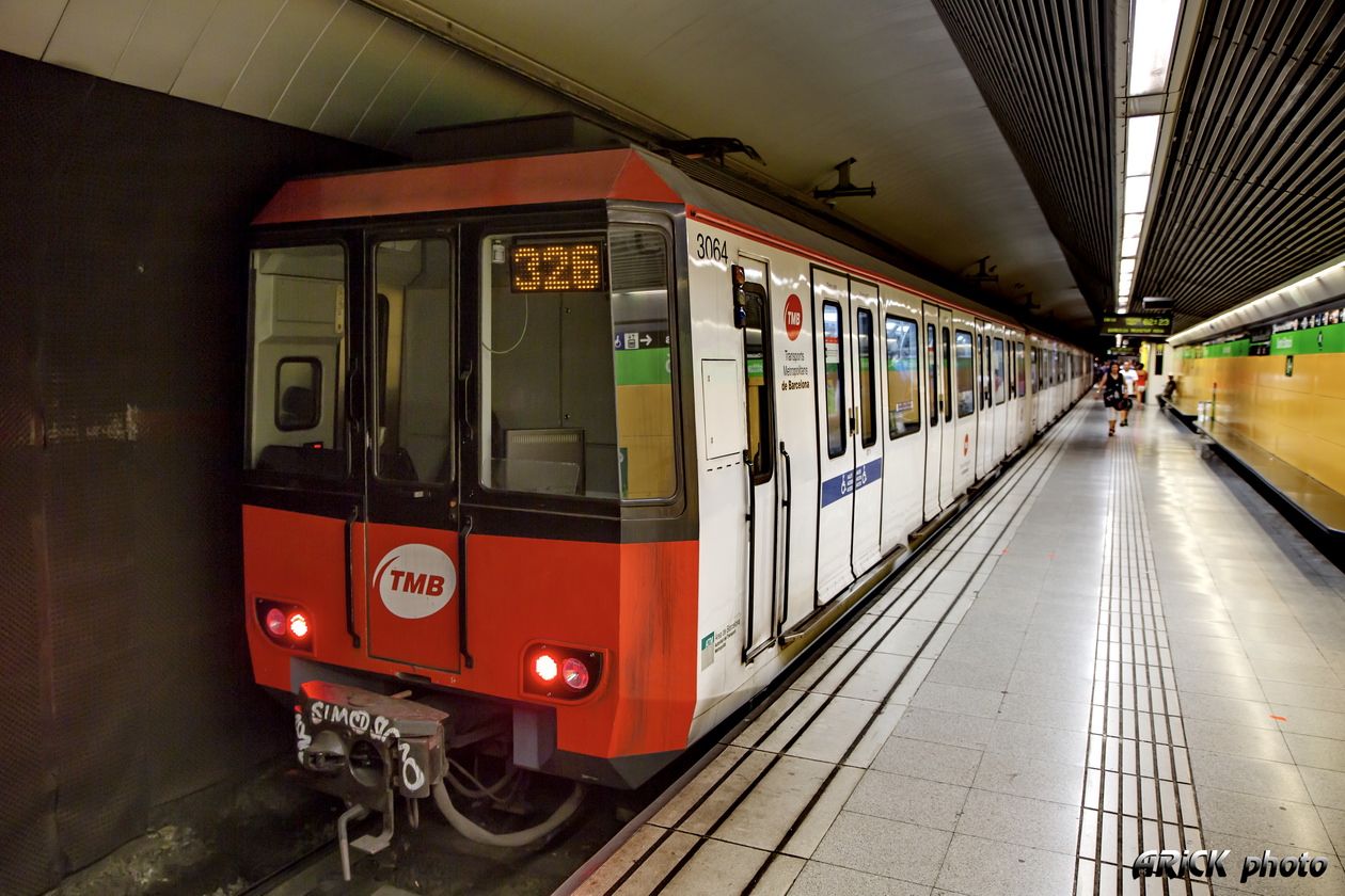 Барселона, CAF Barcelona Serie 3000 № 3064; Барселона — TMB — Линии 2, 3, 4, 5, 11