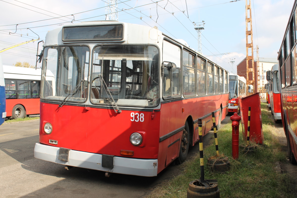 Будапешт, ЗиУ-682УВ № 938; Будапешт — Троллейбусный парк