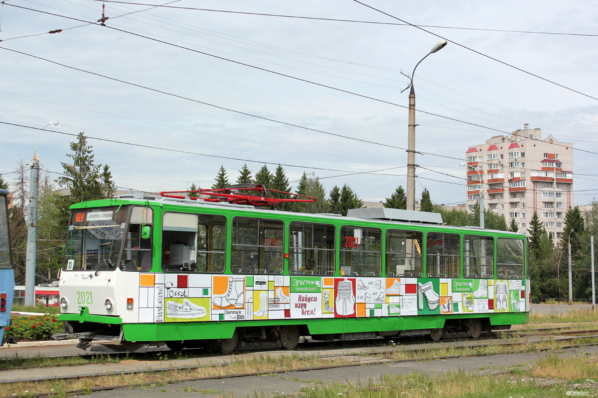 Ižkar, Tatra T6B5SU № 2021
