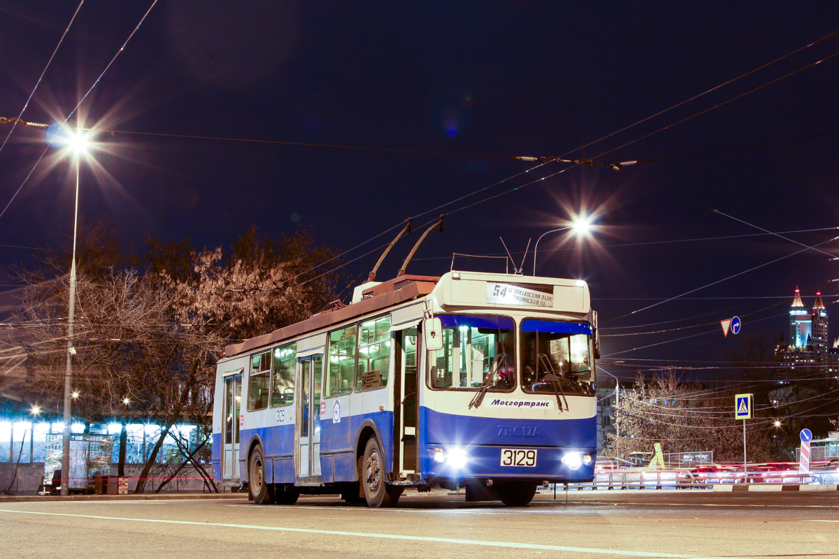 Moskva, ZiU-682G-016.02 (with double first door) Br. 3129