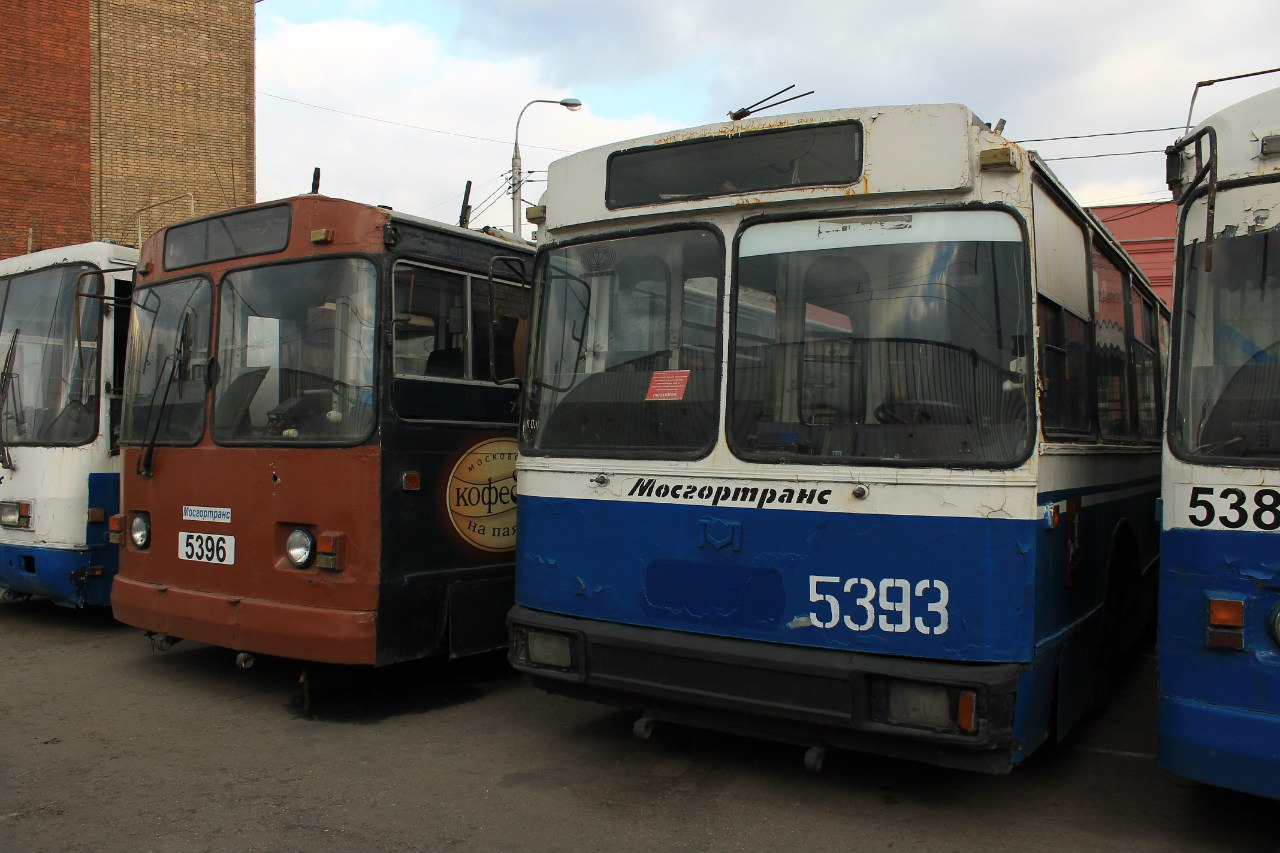 Москва, ЗиУ-682Г-016  [Г0М] № 5396; Москва, АКСМ 101ПС № 5398