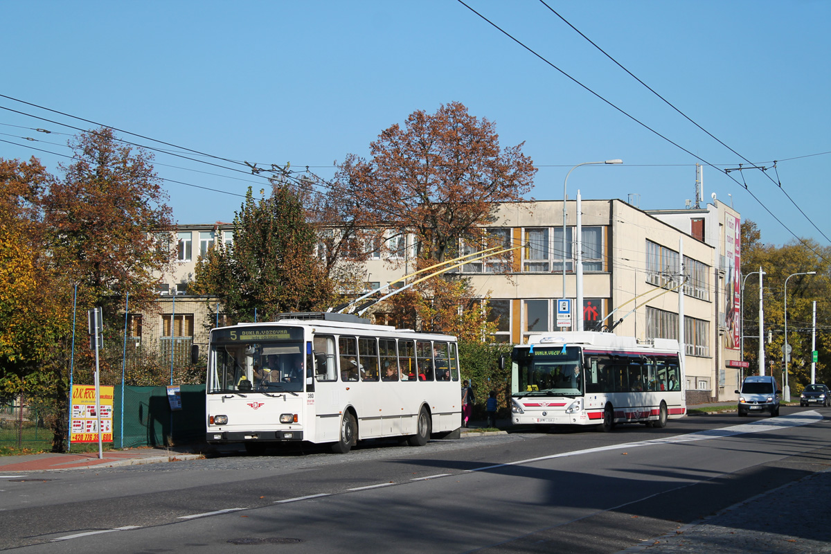 Пардубице, Škoda 14Tr17/6M № 380; Пардубице, Škoda 24Tr Irisbus Citelis № 318