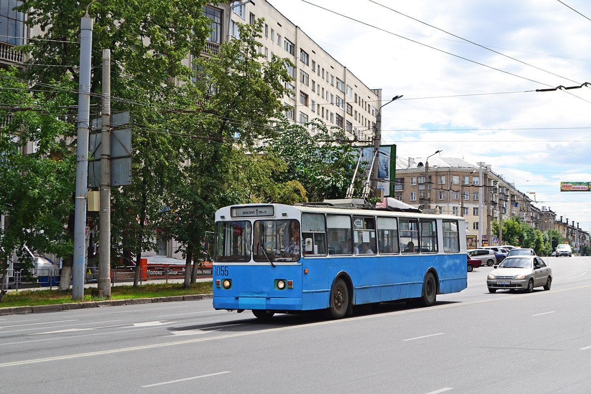 Челябинск, ЗиУ-682В-* № 1055
